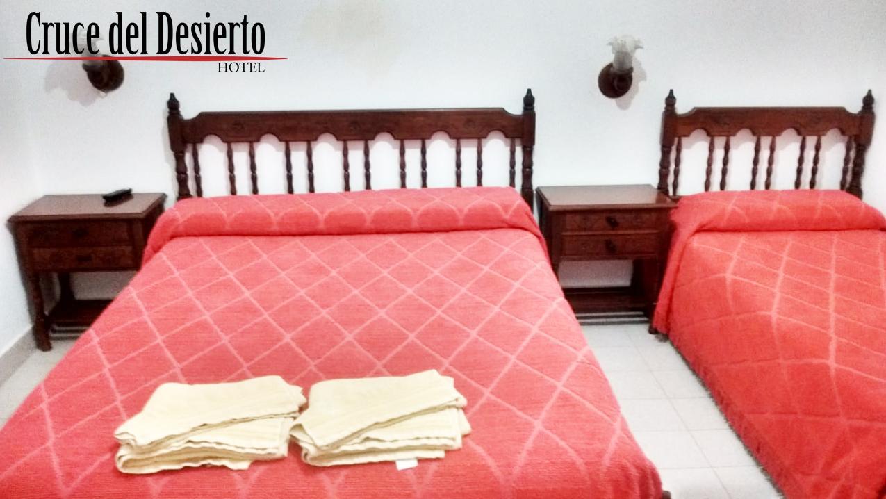 Hotel Cruce Del Desierto Veinticinco de Mayo  ภายนอก รูปภาพ