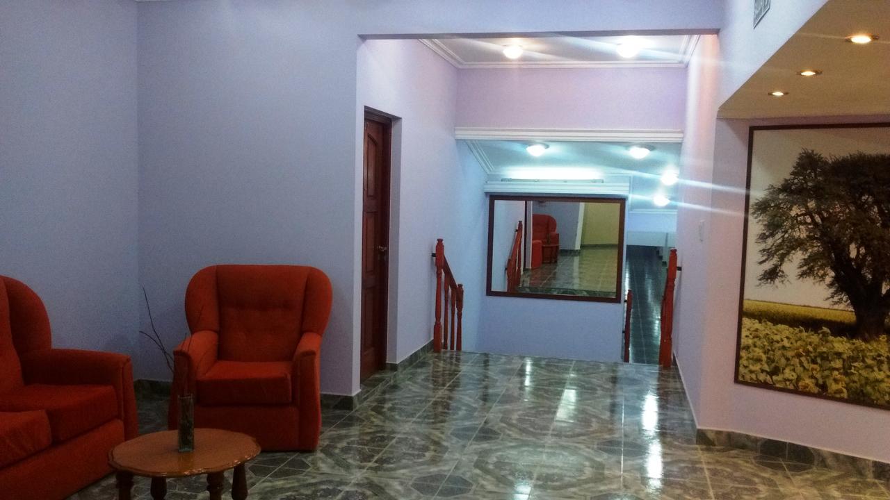 Hotel Cruce Del Desierto Veinticinco de Mayo  ภายนอก รูปภาพ
