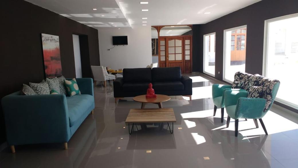 Hotel Cruce Del Desierto Veinticinco de Mayo  ภายนอก รูปภาพ